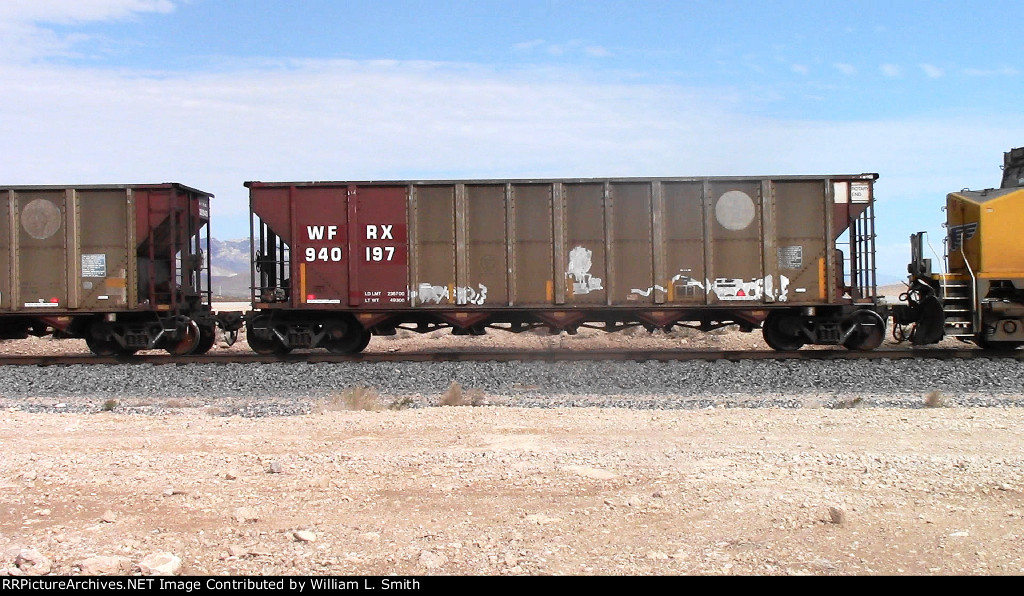 EB Unit Empty Hooper Frt at Erie NV  -6